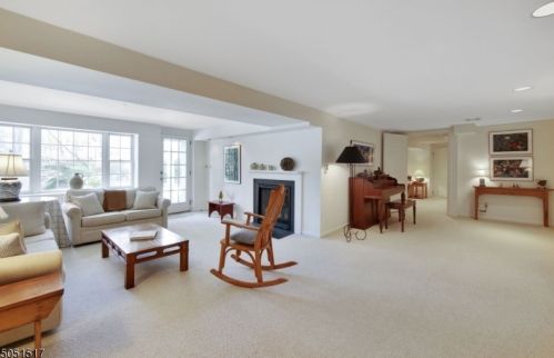 350 Lafayette Ave, Chatham Township NJ  07928-1652 exterior