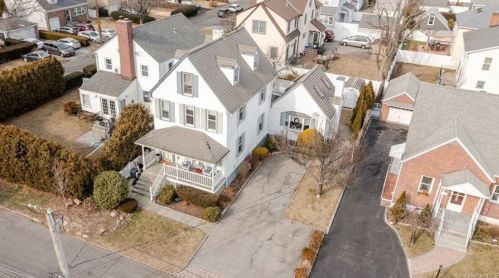 91 Locust Ave, Scarsdale, NY 10583-6230