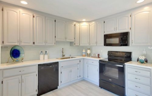 5925 Moraga Ave, San Jose CA  95123-3835 exterior