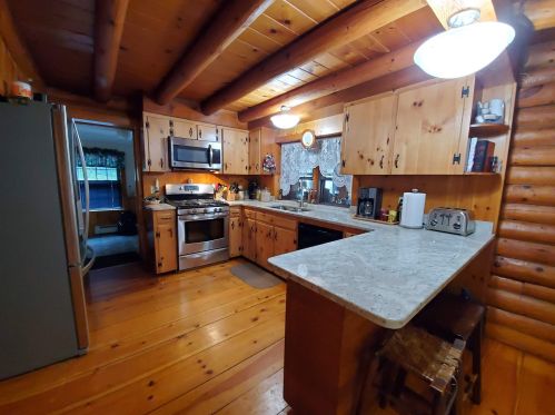 163 Jones Hill Rd, Enfield NH  03748-3307 exterior