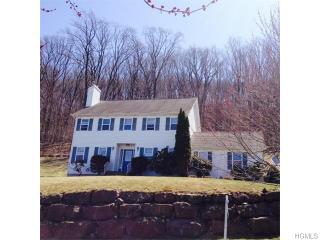 5 Oldfield Ct, Garnerville, NY 10923-1837