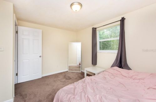 9741 Fowler Ave, Thonotosassa FL  33592-3415 exterior