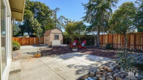 252 Livingston Ave, Vacaville CA  95687-6415 exterior
