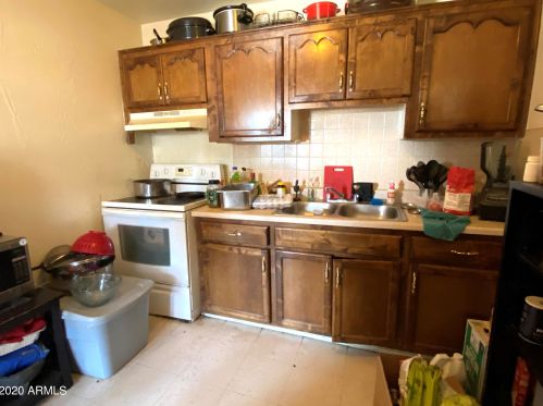 1019 4 Ave, Phoenix AZ 85041-5746 exterior