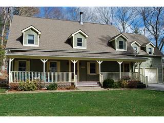 109 Thomas Leighton Blvd, Cumberland, RI 02864-2234