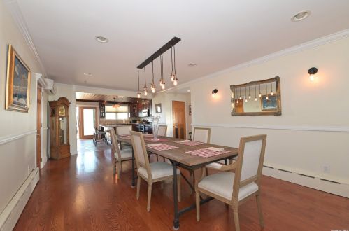 429 Cross Bay Blvd, Far Rockaway NY  11693-1056 exterior