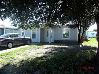 29 Bonaire Pl, Umatilla, FL 32784-9075