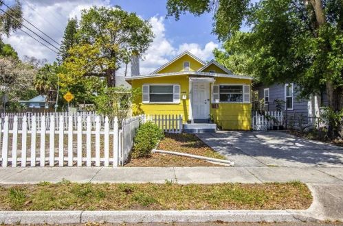 1347 9th Ave, Saint Petersburg, FL 33705-1220