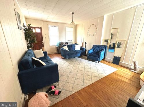 1220 Elm St, Wilmington, DE 19805-4035