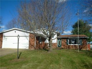 8086 Emerald Ave, Canton, OH 44721-1721