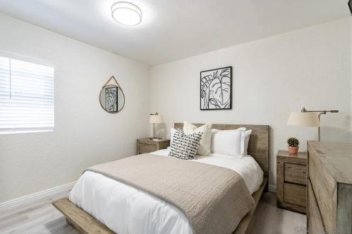 1617 40th St, San Diego CA  92113-4039 exterior