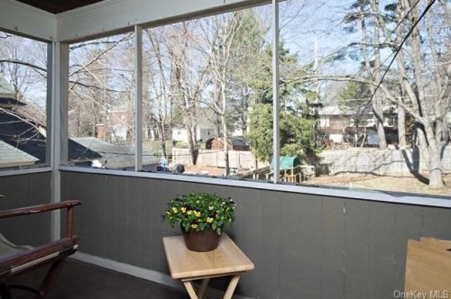 2 Randolph Ave, Poughkeepsie NY  12603-3312 exterior