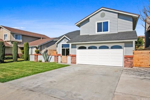1245 145th Pl, Gardena, CA 90247-2578