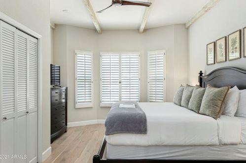 10461 Windrose Dr, Scottsdale AZ  85259-2423 exterior