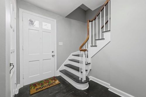 1330 Washington Rd, Pittsburgh, PA 15228-1611