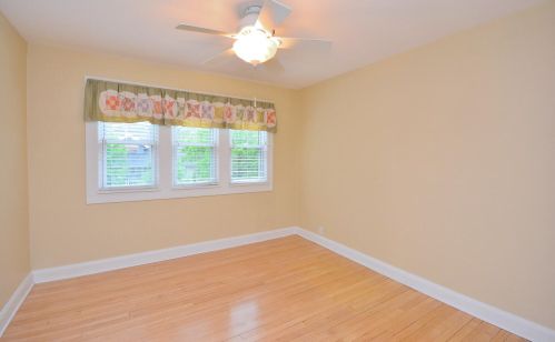 1517 52, Milwaukee WI 53214-5322 exterior