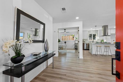 4570 Mount La Platta Pl, San Diego CA  92117-3045 exterior