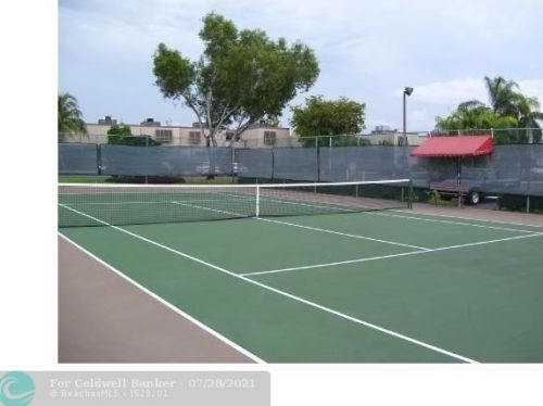 12268 13th Ct, Hollywood FL  33026-3835 exterior