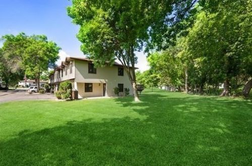 8836 Maplebrook Ct, Minneapolis, MN 55445-1935