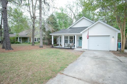 3043 Marlin Rd, Johns Island, SC 29455-3904