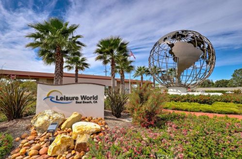 1740 Interlachen Rd, Seal Beach CA  90740-4288 exterior