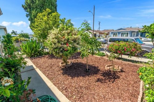 1122 Joel St, Long Beach, CA 90745-3524