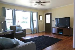 4609 Calmont Ave, Fort Worth TX  76107-5421 exterior