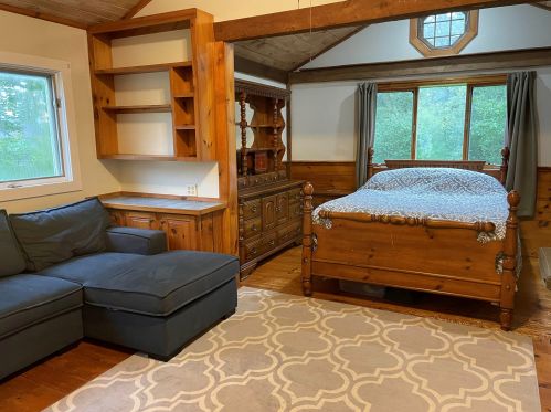 11 Ashuelot Dr, Tilton, NH 03276-5242