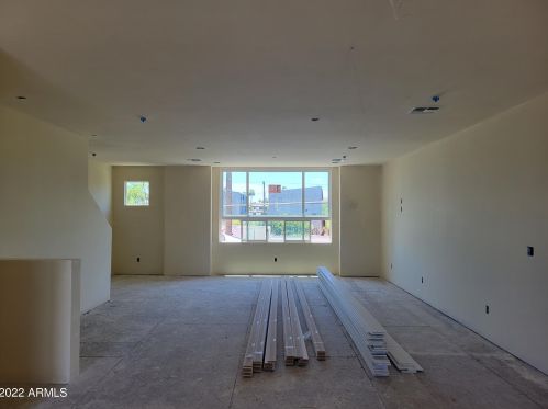 3616 12 St, Phoenix AZ 85024-1762 exterior