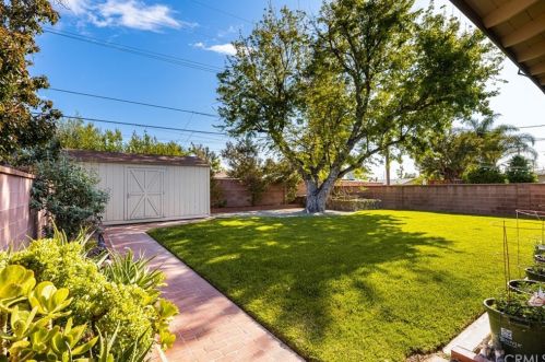 400 Oakmont Ave, Orange, CA 92867-6863