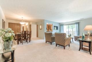 16323 Chatman Dr, Cleveland OH  44149-9049 exterior