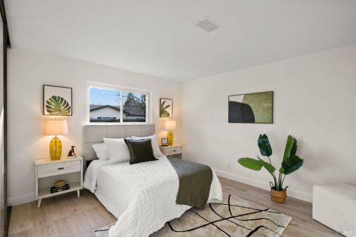 1930 Forest Ln, Vacaville CA  95687-6115 exterior
