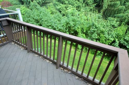 104 Springwater Ct, Moon Twp, PA 15108-9684