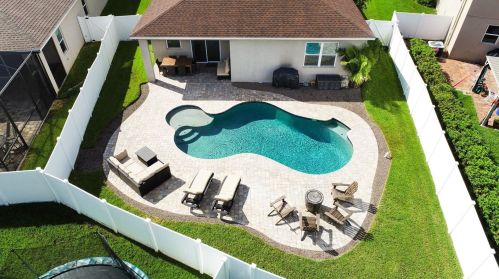 12243 Lake Blvd, New Port Richey, FL 34655