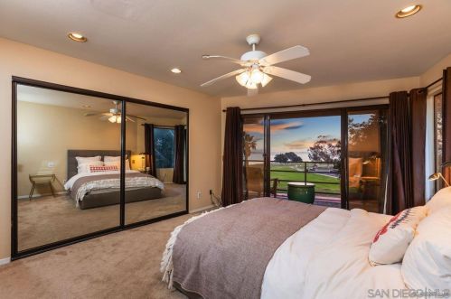 3802 Crown Pt Dr, San Diego CA 92109-6711 exterior