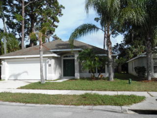 1621 Morgan Ct, Melbourne, FL 32934-9086