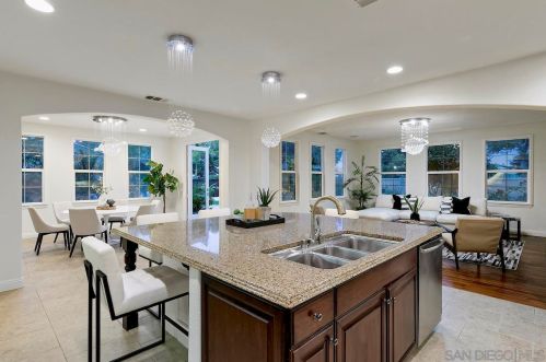 6209 Alverton Dr, Carlsbad, CA 92009-3061