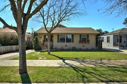 7451 Dowdy St, Gilroy, CA 95020-5719