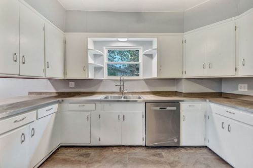 328 Moody Ave, New Castle PA  16105-2487 exterior