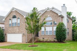 6512 Sunnywood Dr, Nashville, TN 37211-4584