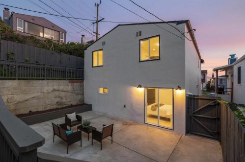 6 Rockford Ave, Daly City CA  94015-4724 exterior