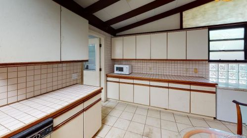 99147 Kalaloa St, Aiea, HI 96701