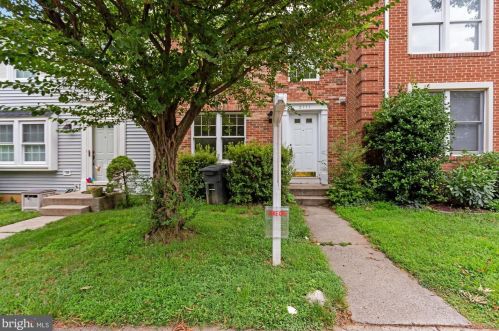 2111 Preston Square Ct, Falls Church, VA 22043-1654