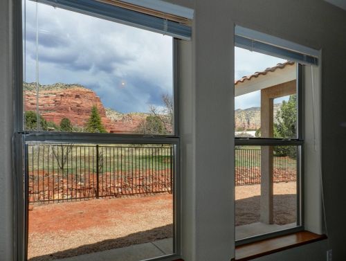 210 Pinon Wood Dr, Sedona AZ 86351-7919 exterior