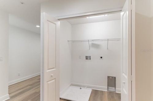 1405 Michigan St, Orlando FL 32806-4818 exterior