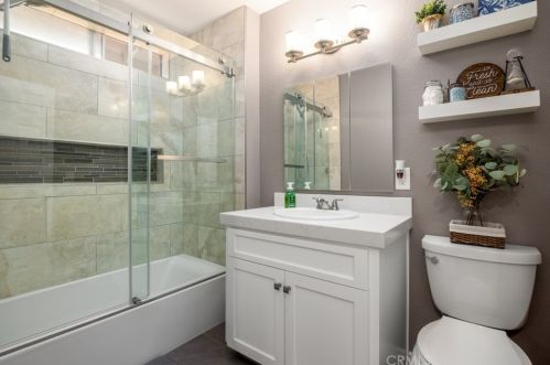 6047 Sheppard St, Riverside CA  92504-1557 exterior