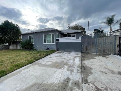 2530 Fremontia Dr, San Bernardino CA  92404-3941 exterior