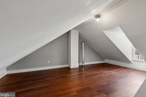 634 1st St, Lancaster PA  17603-3622 exterior