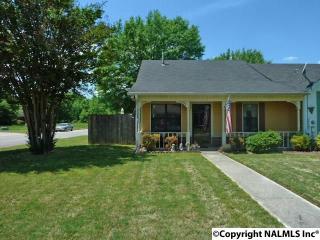 2937 Frost Dr, Decatur, AL 35603-4530