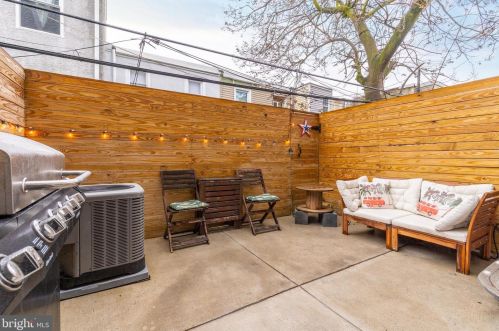 1311 Bouvier St, Philadelphia PA  19146-4702 exterior